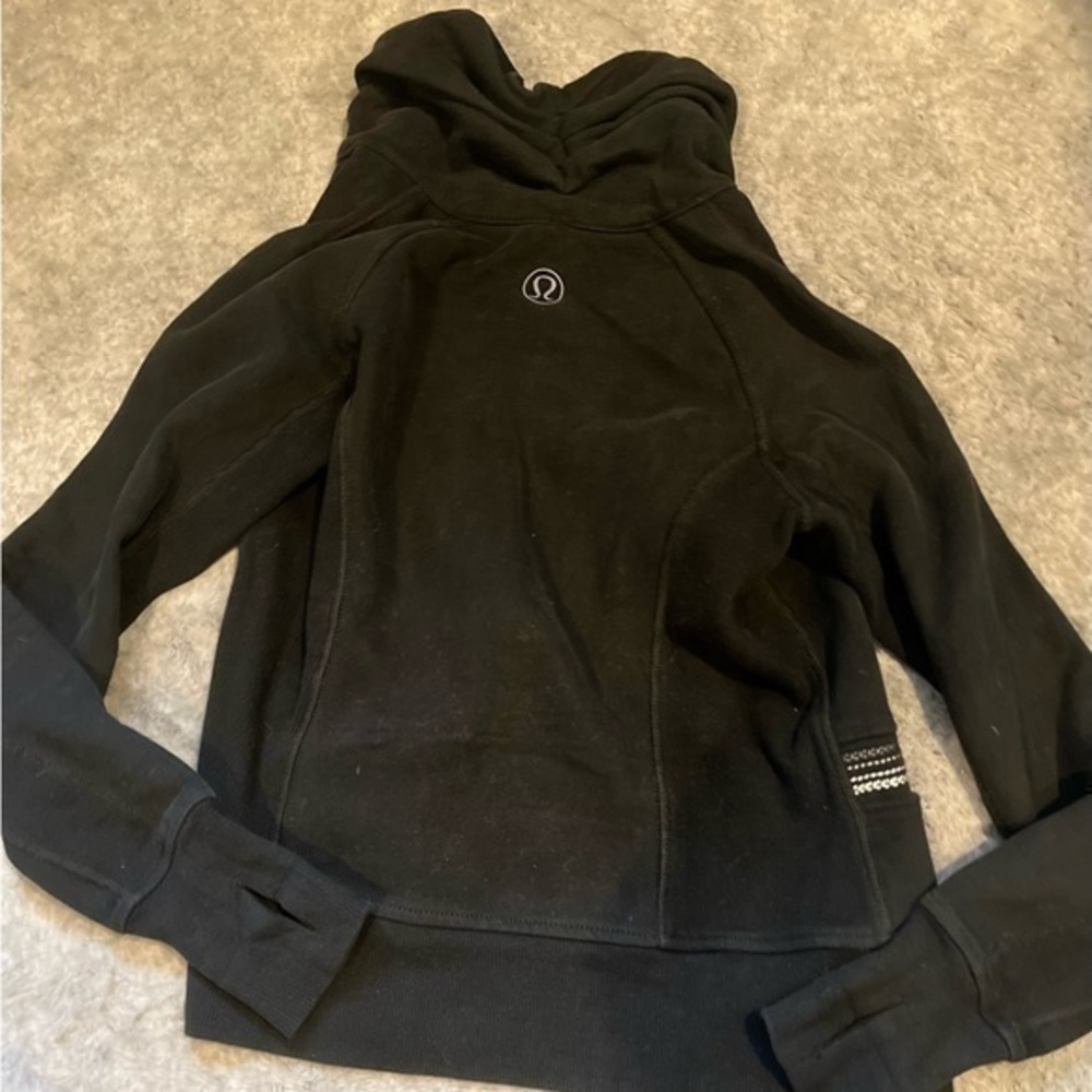 Lululemon Jacket - Picture 4 of 4